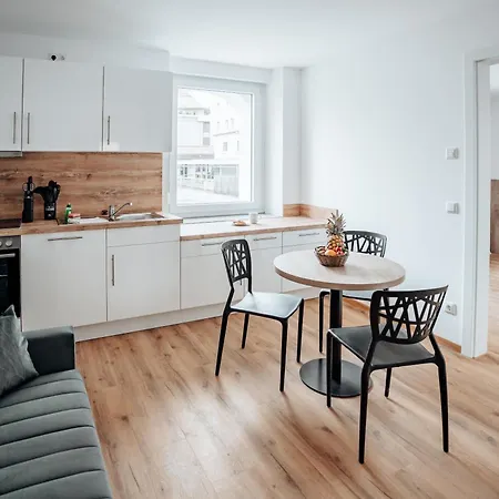 Boardinghouse Victory