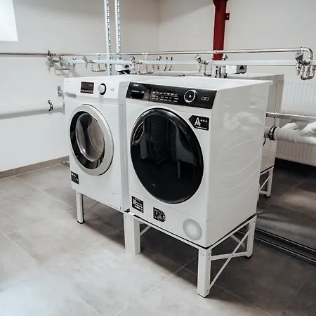 Boardinghouse Victory