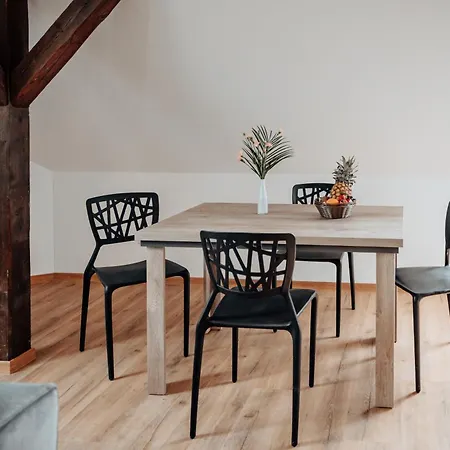 Boardinghouse Victory