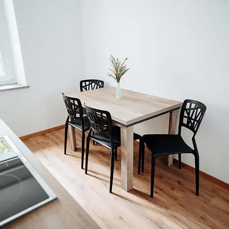 Boardinghouse Victory Hotel apartamentowy 4*