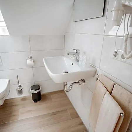 Boardinghouse Victory 3* Augsburg